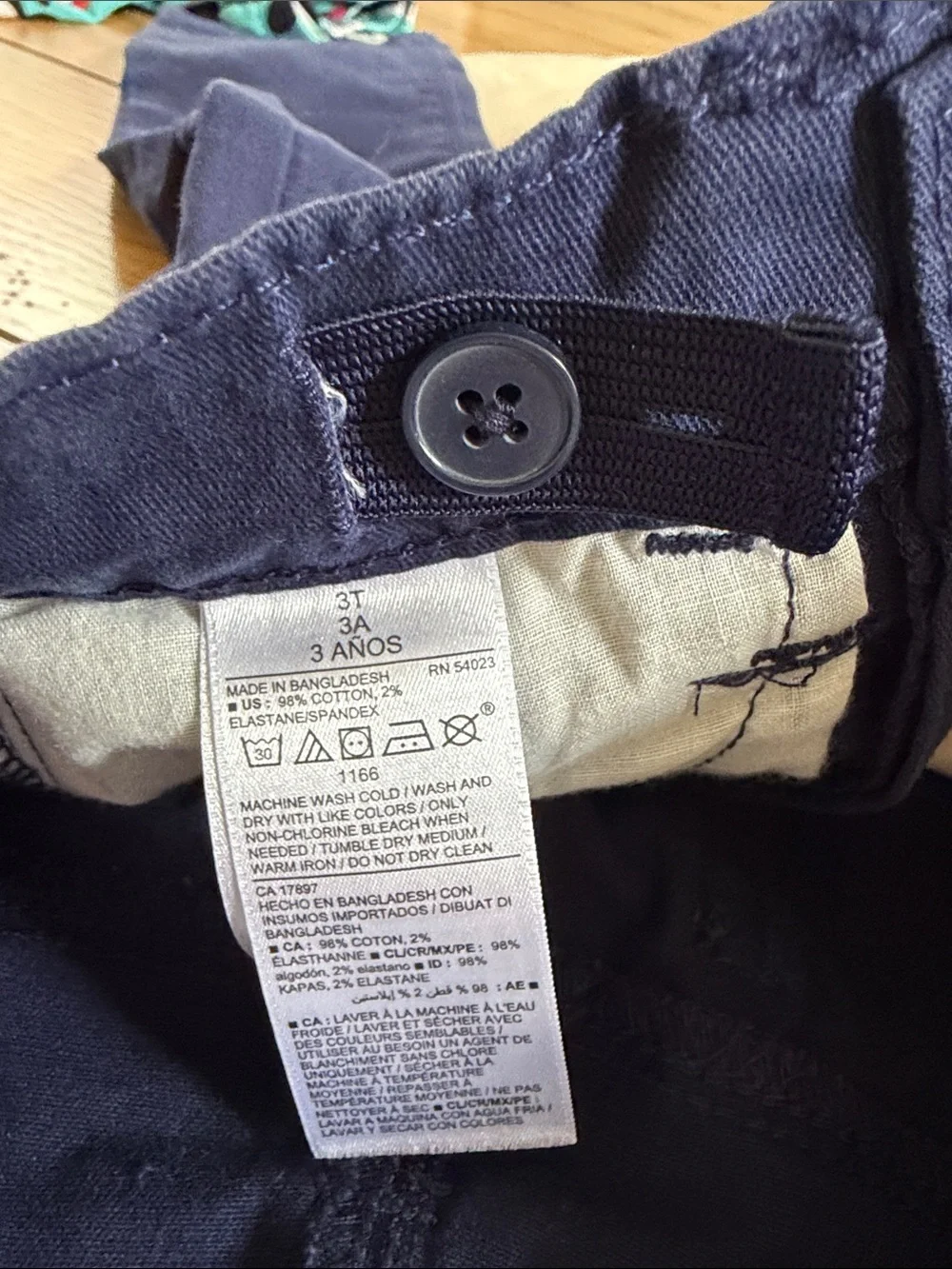 Old Navy Kids Two-Pack Jeans in Cream and Navy